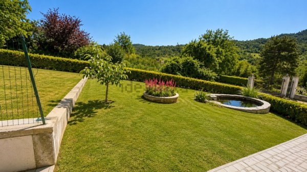 casa indipendente in vendita a Cairo Montenotte
