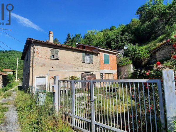 casa indipendente in vendita a Cairo Montenotte
