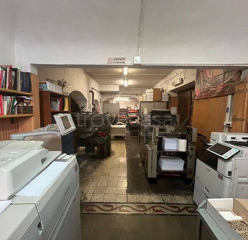 negozio in vendita a Cairo Montenotte
