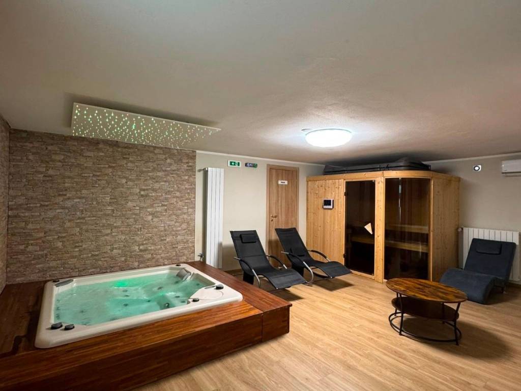 casa indipendente in vendita a Cairo Montenotte