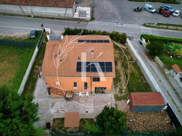 casa indipendente in vendita a Cairo Montenotte