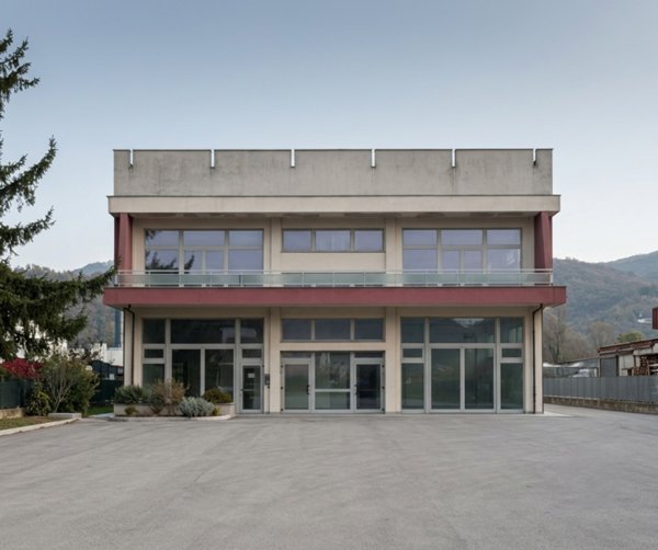 ufficio in vendita a Cairo Montenotte