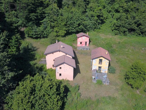 appartamento in vendita a Cairo Montenotte in zona Ferrania