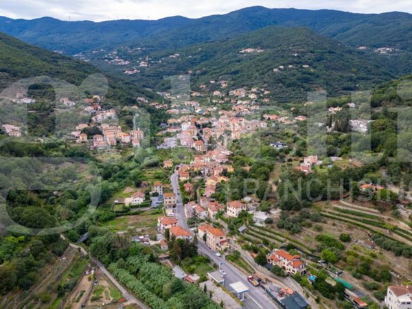 appartamento in vendita a Calice Ligure