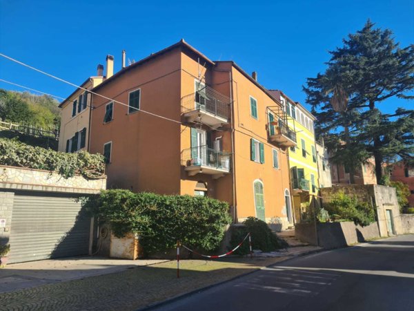 appartamento in vendita a Calice Ligure