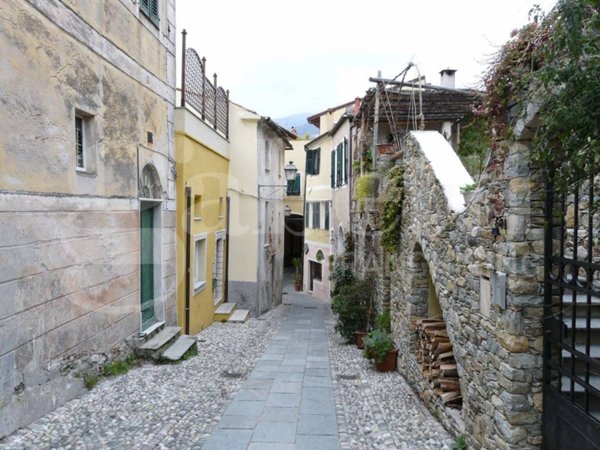 appartamento in vendita a Calice Ligure