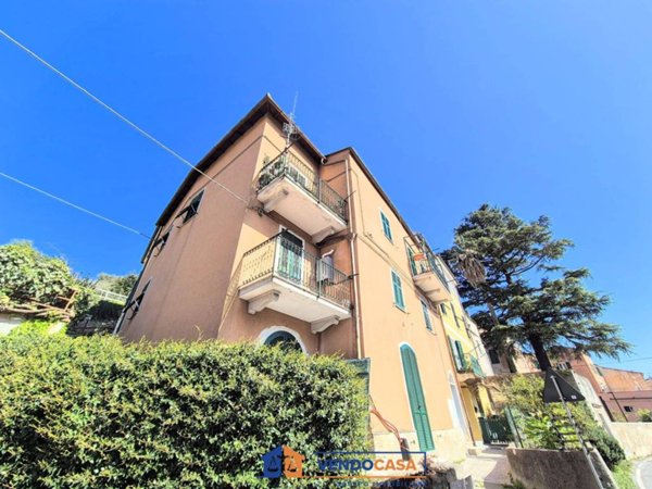 appartamento in vendita a Calice Ligure