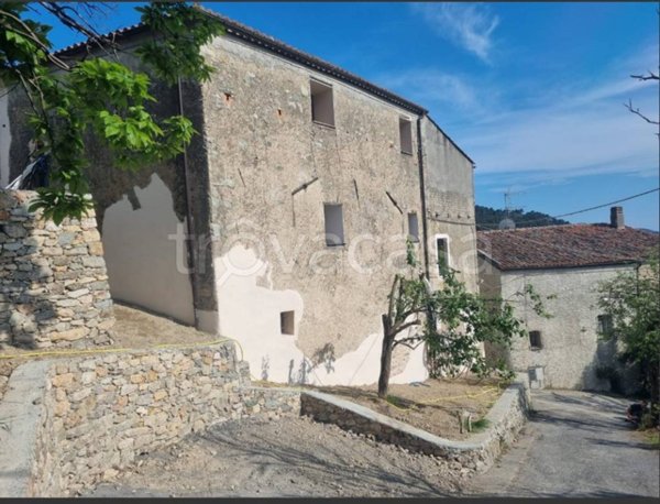 appartamento in vendita a Calice Ligure in zona Carbuta