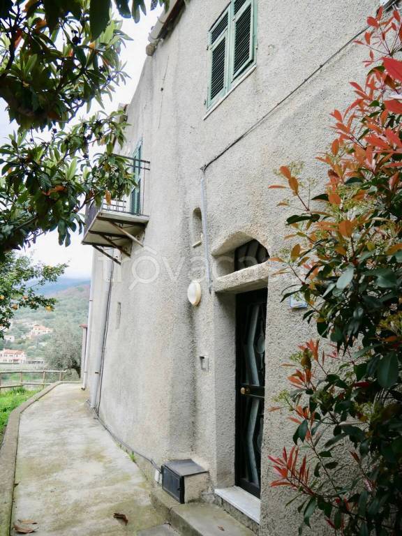 casa indipendente in vendita a Calice Ligure