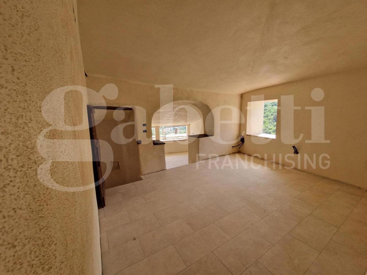 appartamento in vendita a Calice Ligure