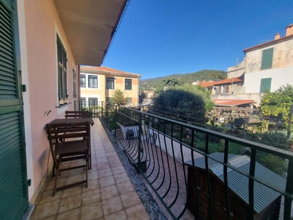 appartamento in vendita a Calice Ligure