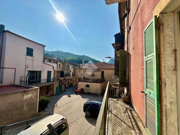 appartamento in vendita a Calice Ligure