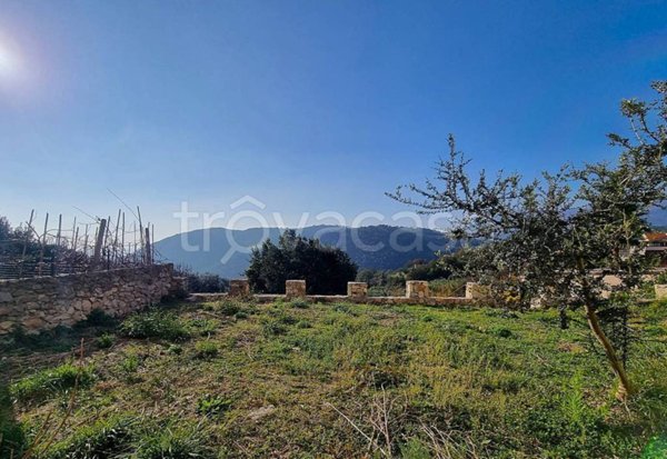 appartamento in vendita a Calice Ligure in zona Carbuta