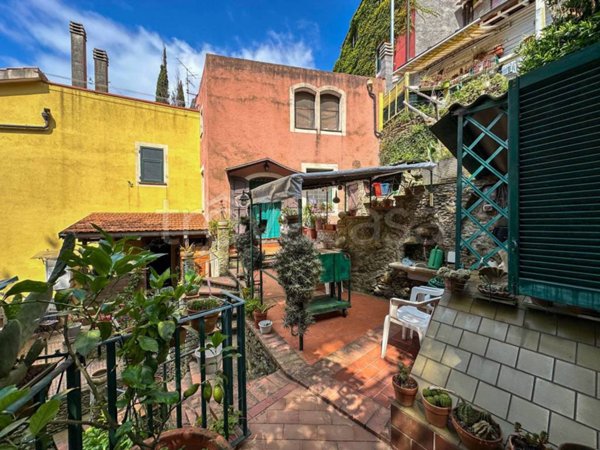 casa indipendente in vendita a Calice Ligure