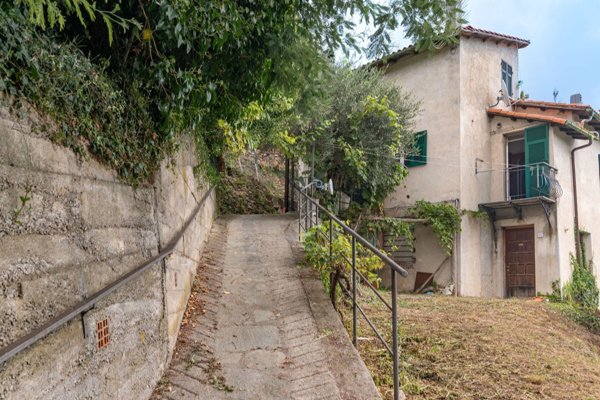 appartamento in vendita a Calice Ligure