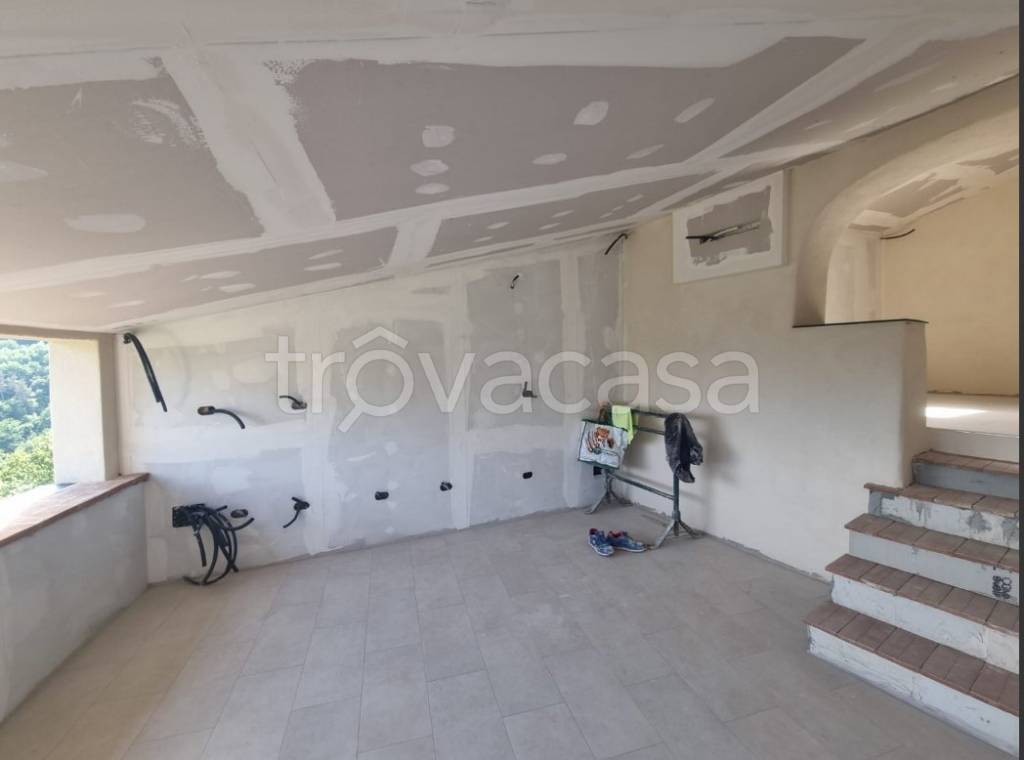 appartamento in vendita a Calice Ligure in zona Carbuta