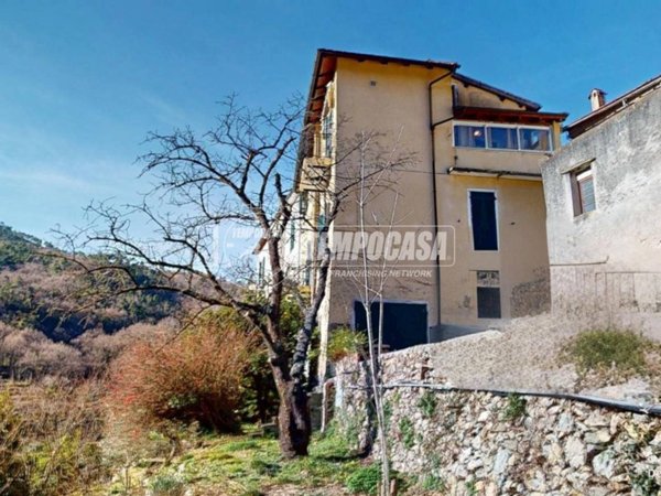 appartamento in vendita a Calice Ligure