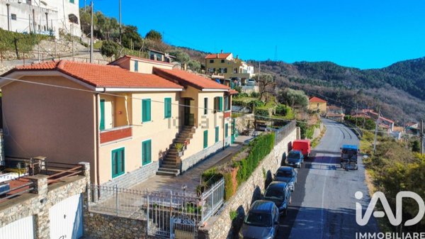 casa indipendente in vendita a Calice Ligure in zona Carbuta