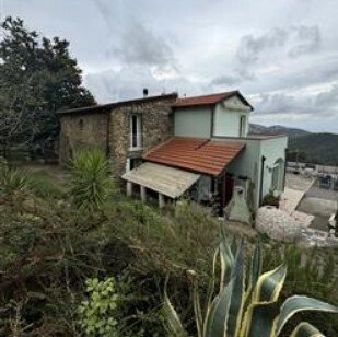 casa indipendente in vendita a Calice Ligure
