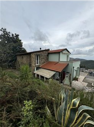 casa indipendente in vendita a Calice Ligure
