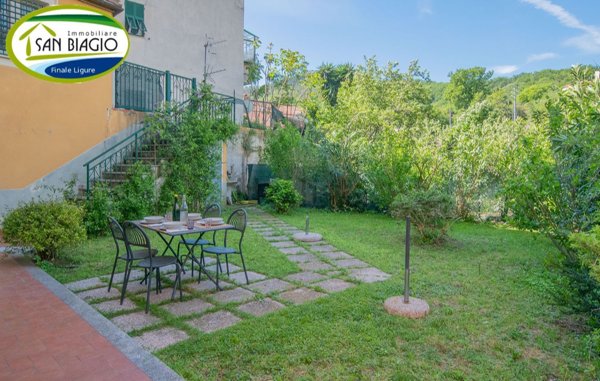 appartamento in vendita a Calice Ligure