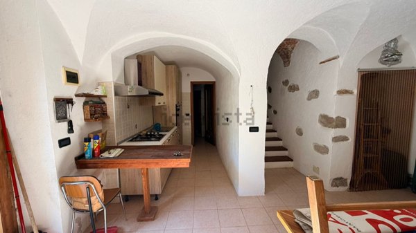 casa indipendente in vendita a Calice Ligure in zona Carbuta