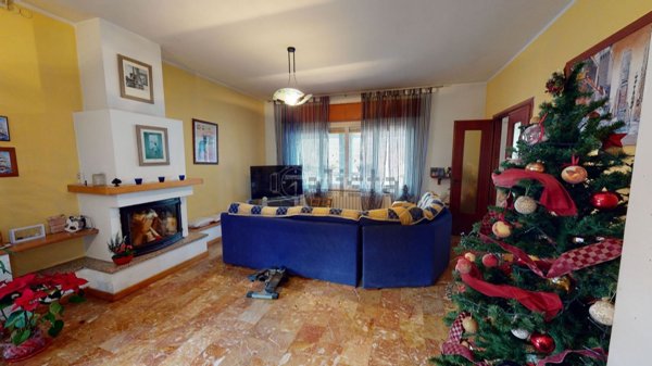 casa indipendente in vendita a Calizzano