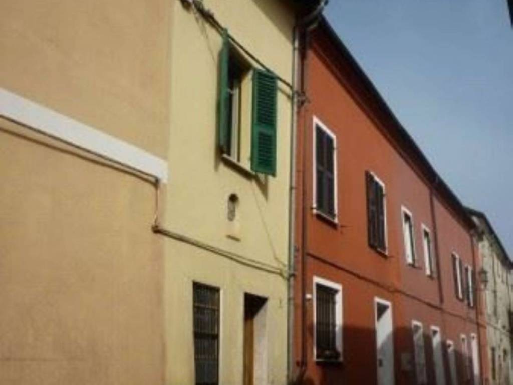 casa semindipendente in vendita a Calizzano