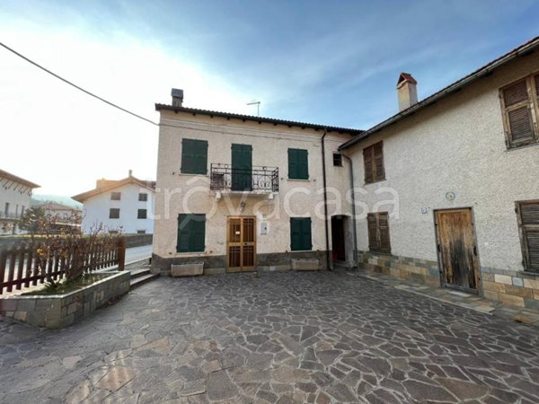 casa indipendente in vendita a Calizzano