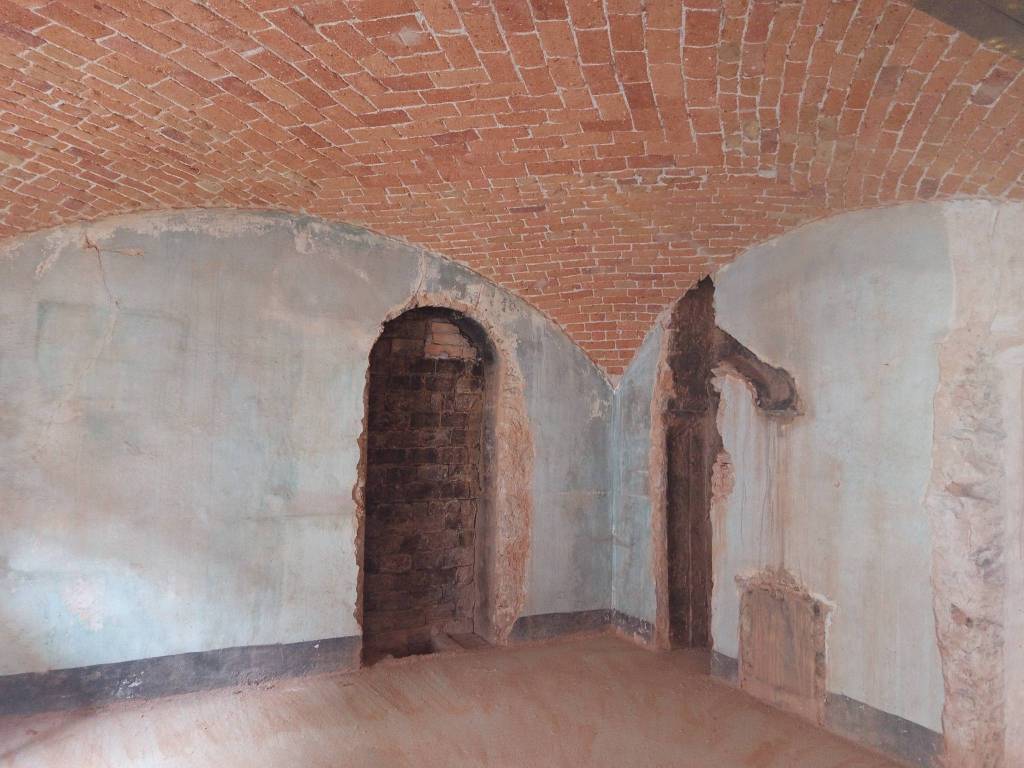 casa indipendente in vendita a Calizzano