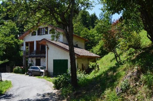 casa indipendente in vendita a Calizzano