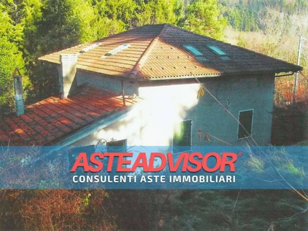 casa indipendente in vendita a Calizzano