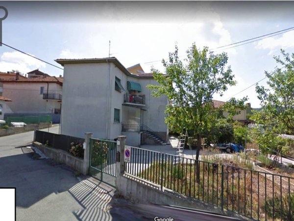 casa indipendente in vendita a Carcare