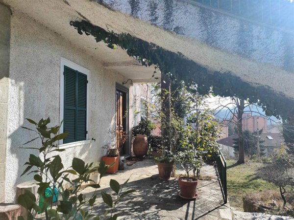 casa indipendente in vendita a Carcare