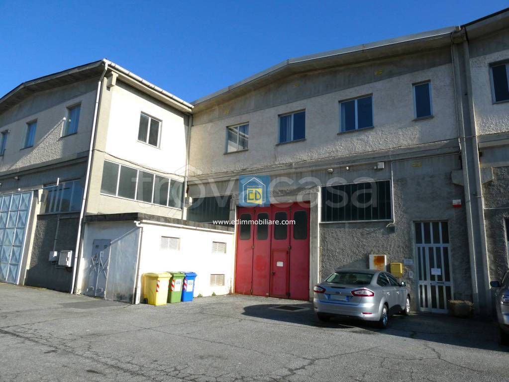 locale commerciale in vendita a Carcare