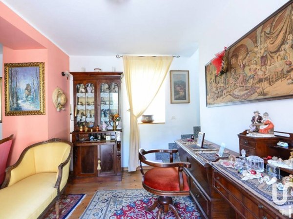 casa indipendente in vendita a Carcare