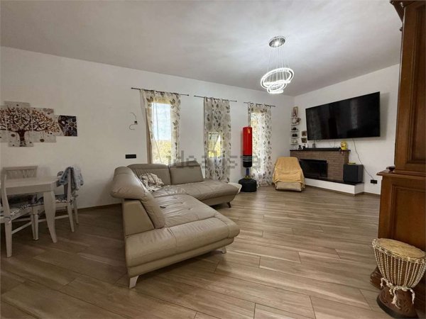 casa indipendente in vendita a Carcare