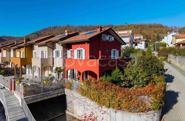 casa indipendente in vendita a Carcare