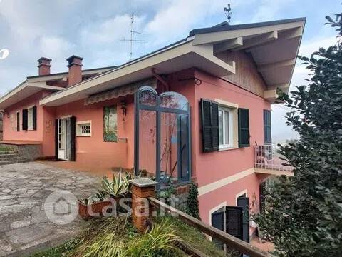 casa indipendente in vendita a Carcare