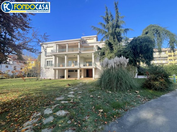 casa indipendente in vendita a Carcare