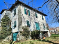 casa indipendente in vendita a Carcare