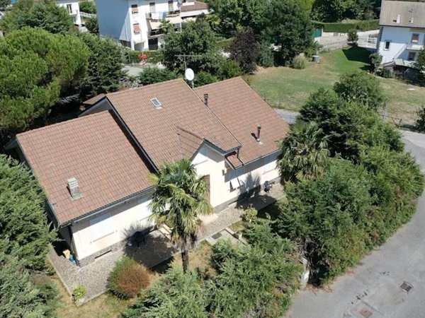 casa indipendente in vendita a Carcare