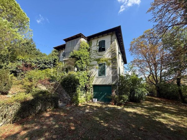 casa indipendente in vendita a Carcare