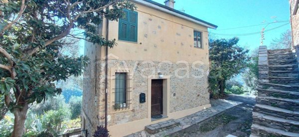 casa indipendente in vendita a Casanova Lerrone