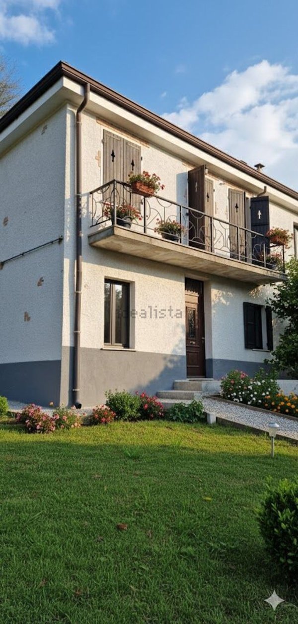 appartamento in vendita a Casanova Lerrone