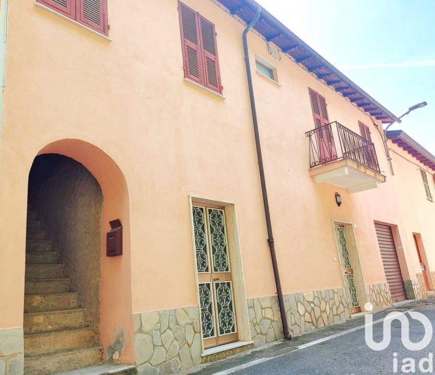 casa indipendente in vendita a Casanova Lerrone in zona Degna