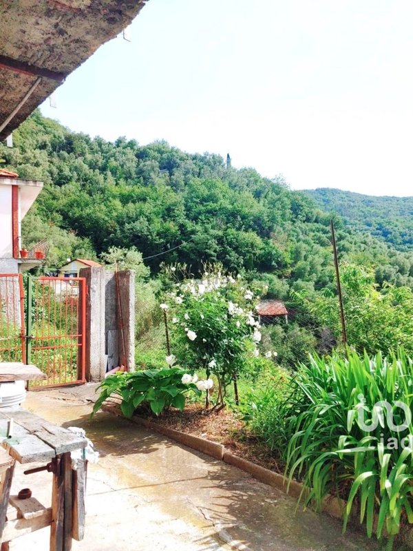appartamento in vendita a Casanova Lerrone in zona Degna