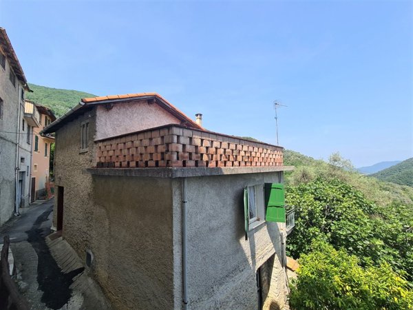 appartamento in vendita a Casanova Lerrone
