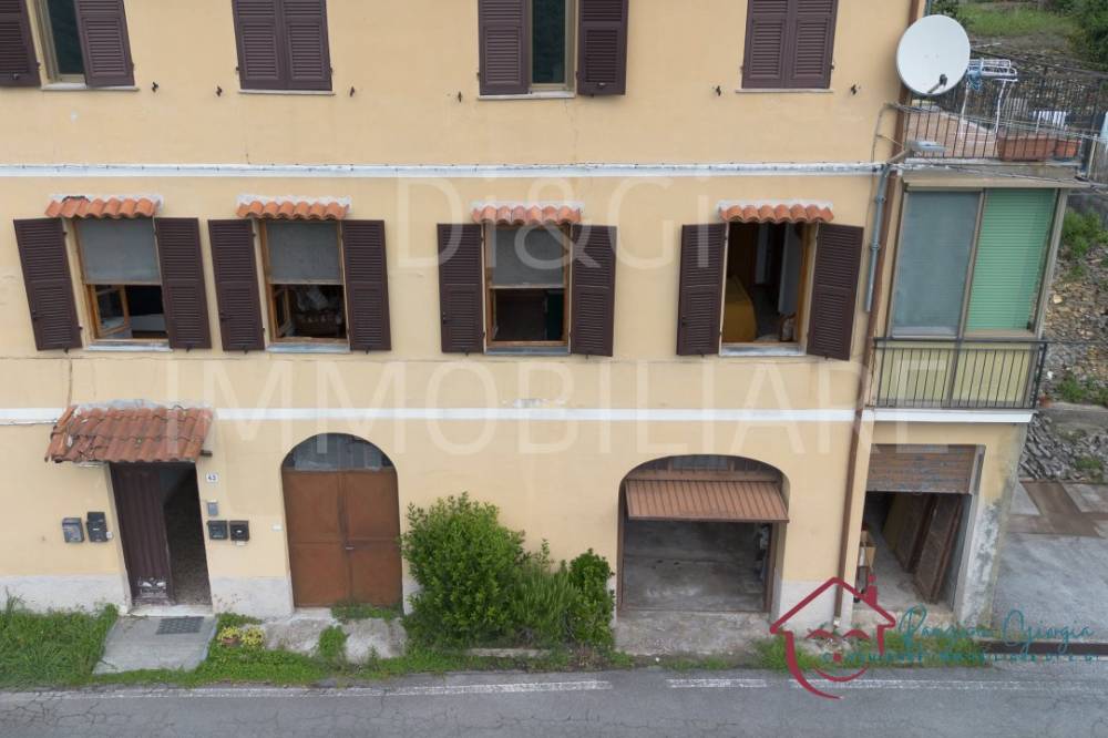 appartamento in vendita a Casanova Lerrone in zona Degna