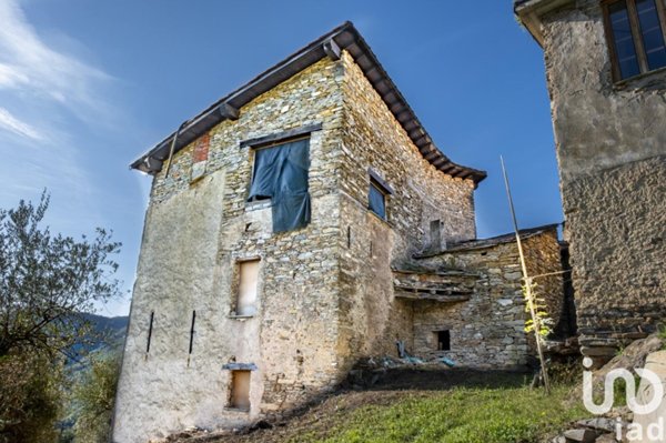 casa indipendente in vendita a Casanova Lerrone